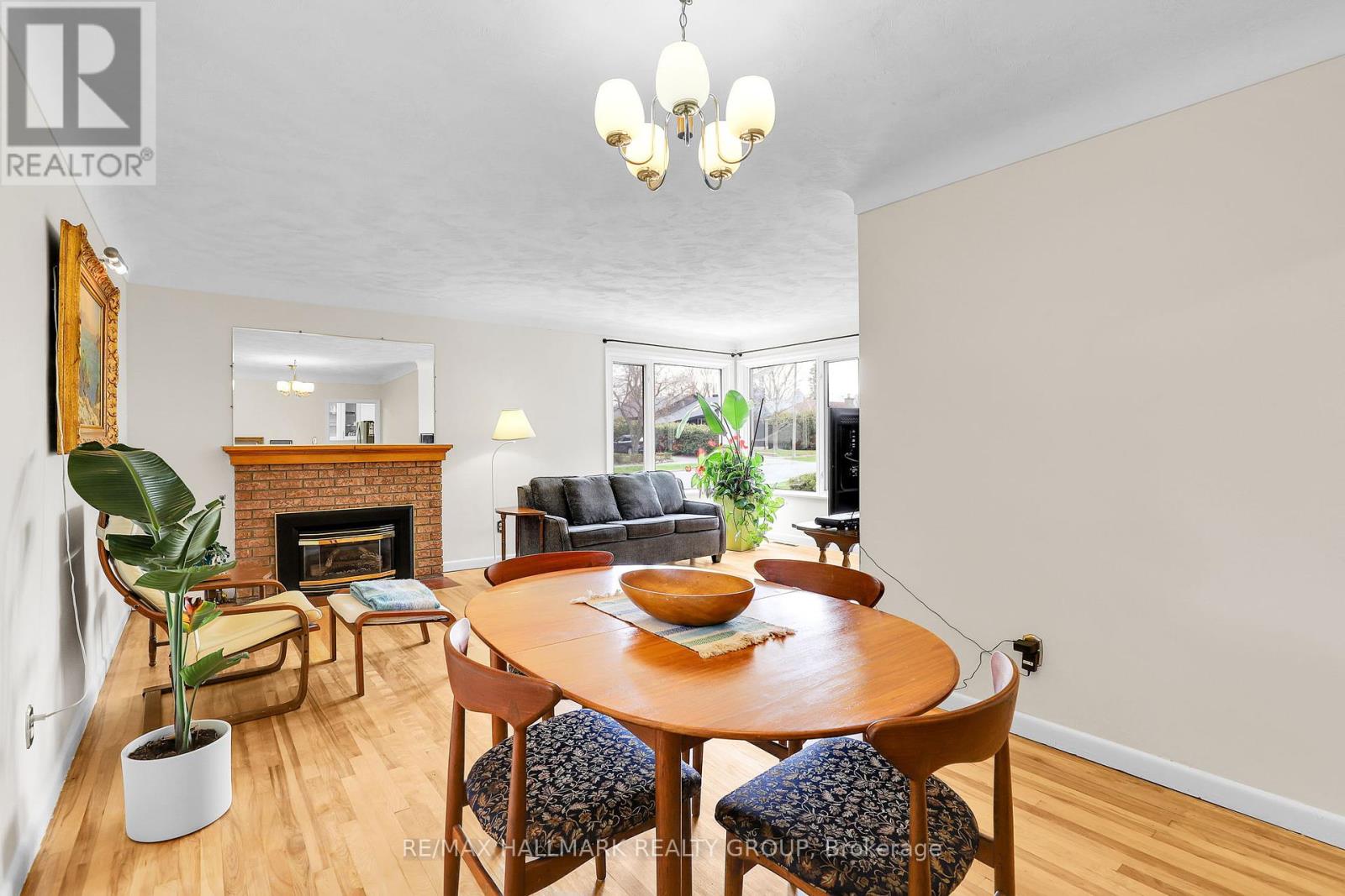 1910 Haig Drive, Ottawa, Ontario  K1G 2K1 - Photo 12 - X12120041