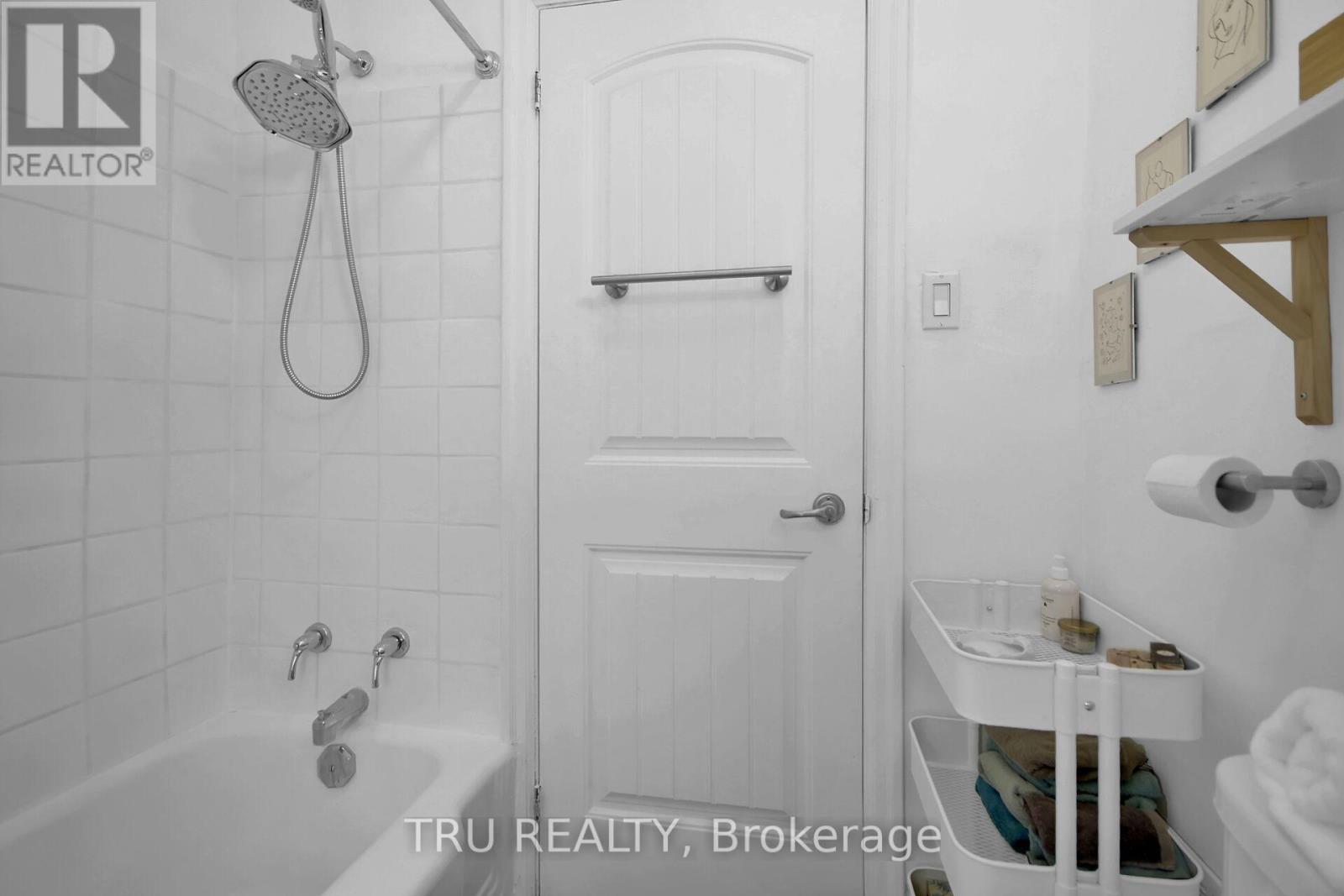 1311 Laperriere Avenue, Ottawa, Ontario  K1Z 7R9 - Photo 26 - X12120091