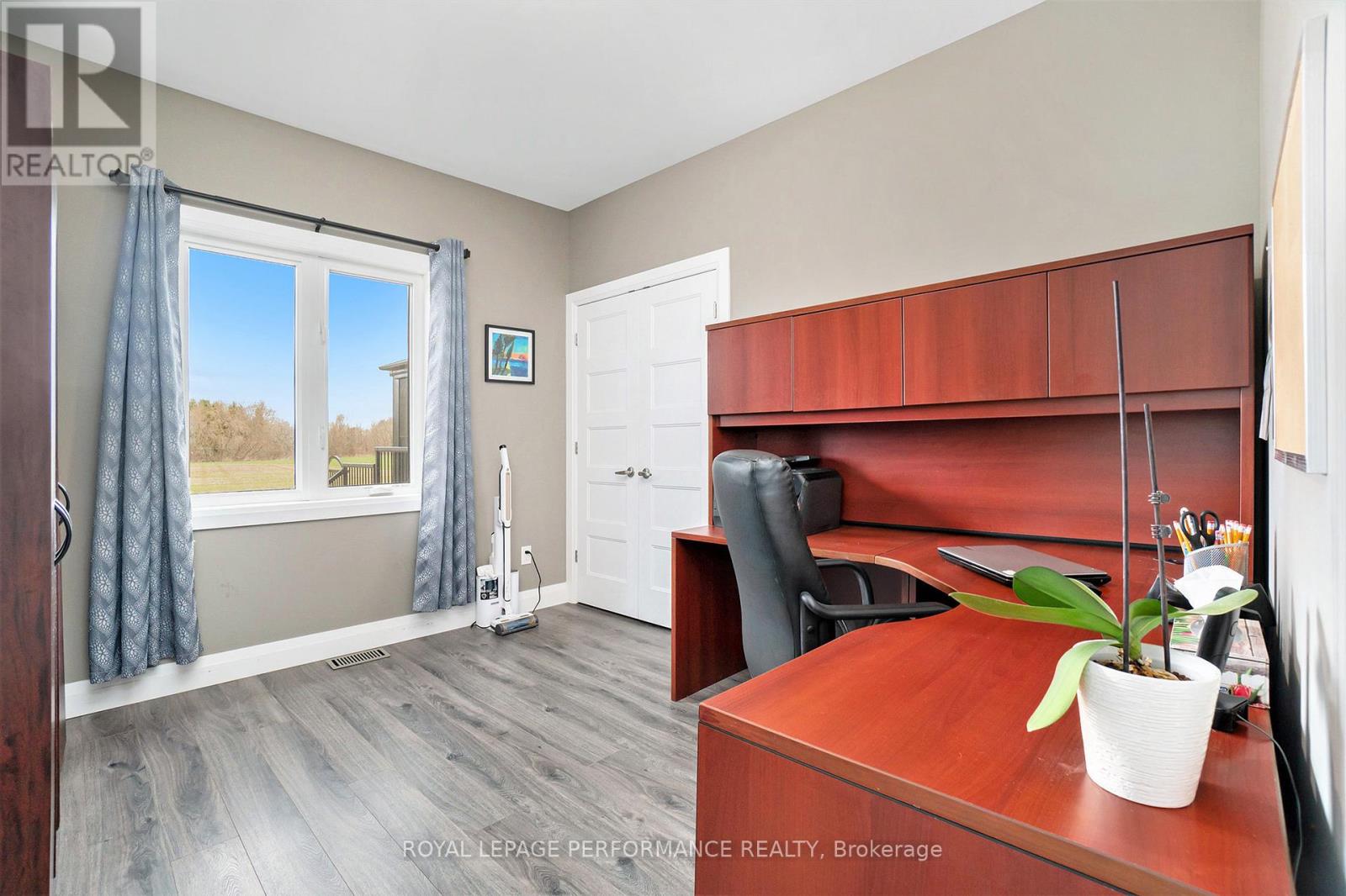 1295 Notre Dame Street, Russell, Ontario  K0A 1W0 - Photo 34 - X12120131