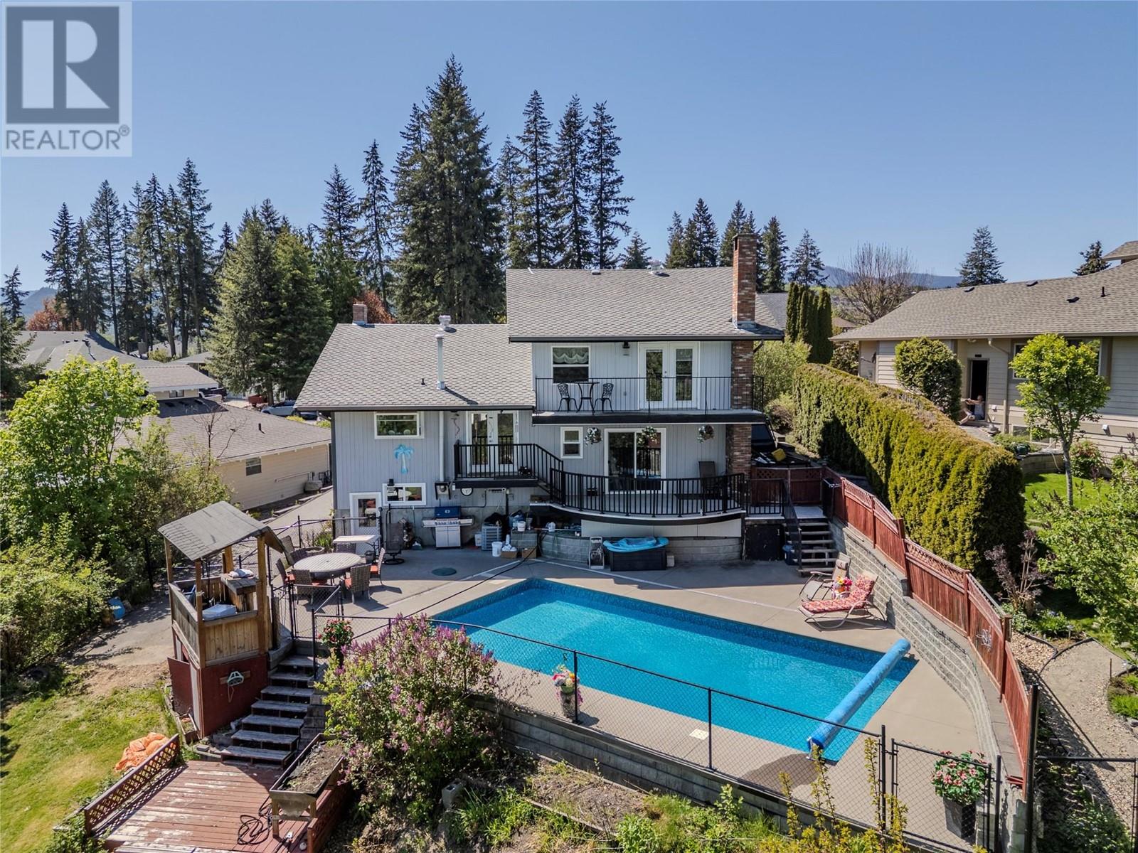 2617 Golf Course Drive, Blind Bay, British Columbia
