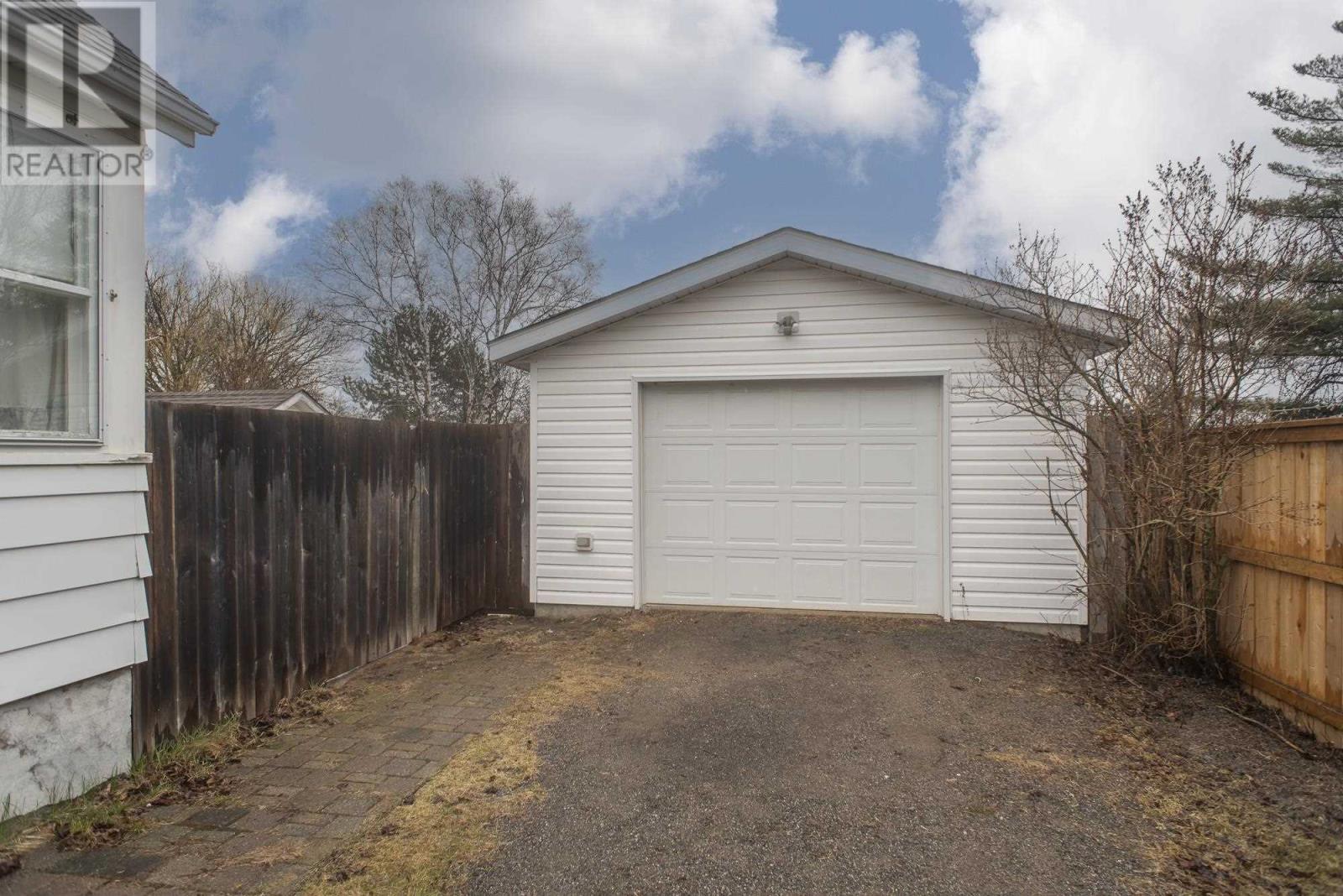 147 Ruttan St, Thunder Bay, Ontario  P7A 5E4 - Photo 37 - TB250969