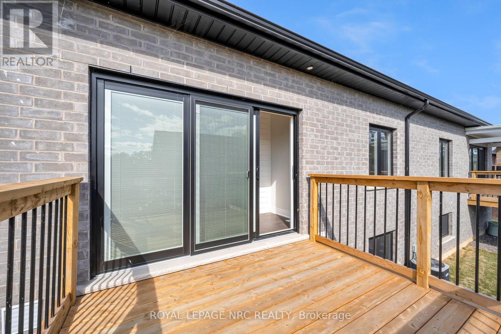732 Clarence Street, Port Colborne (Sugarloaf), Ontario  L3K 0A8 - Photo 29 - X12120045