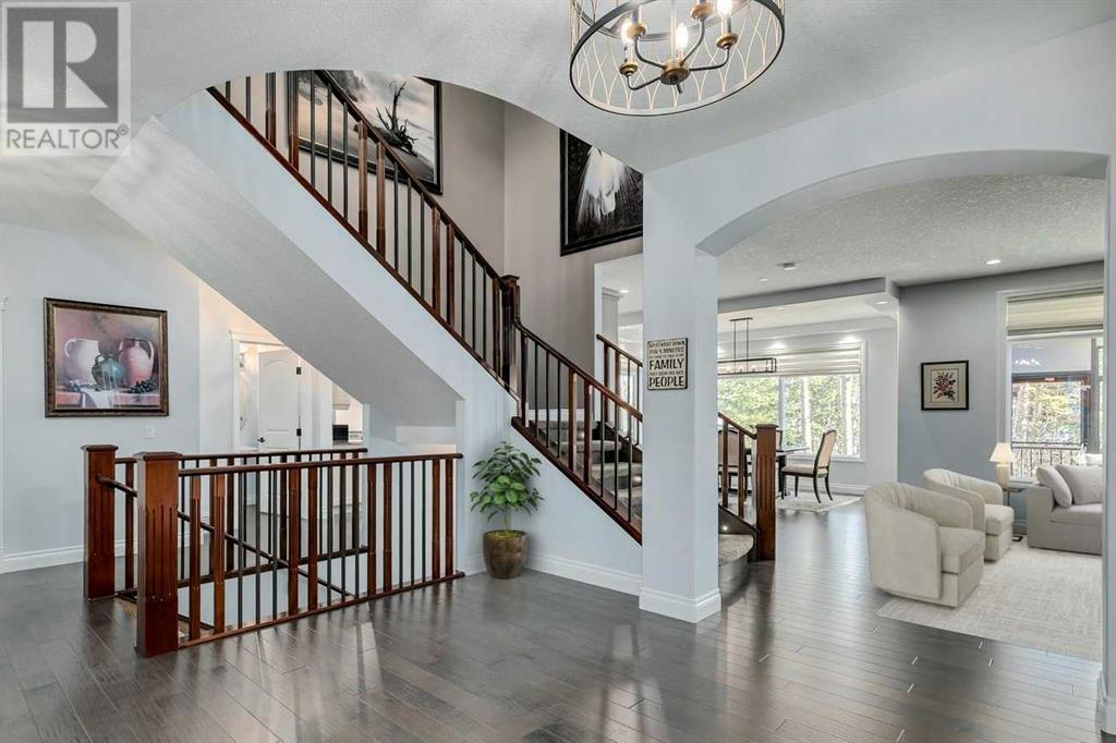 Property at 130 Wentwillow Lane SW image 2