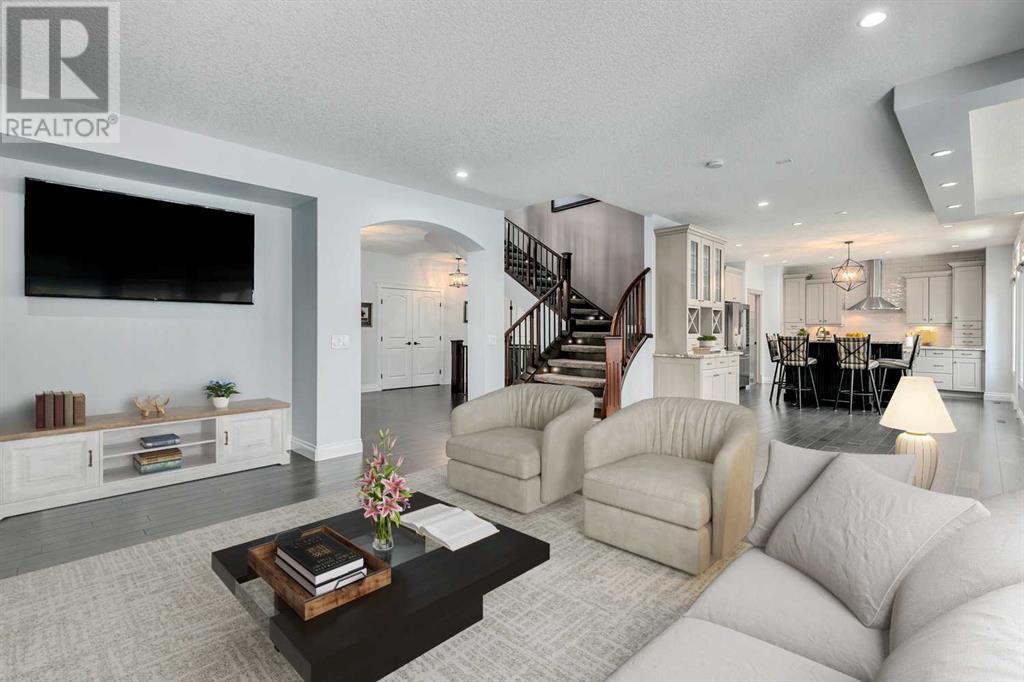 Property at 130 Wentwillow Lane SW image 4