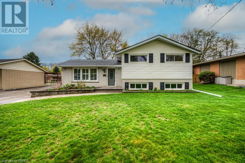 54 KINNARD Road, brantford, Ontario
