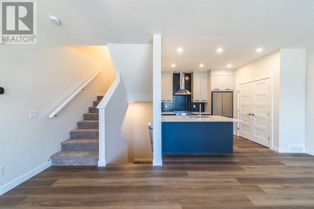 Property at 616 Sovereign Common SW image 4