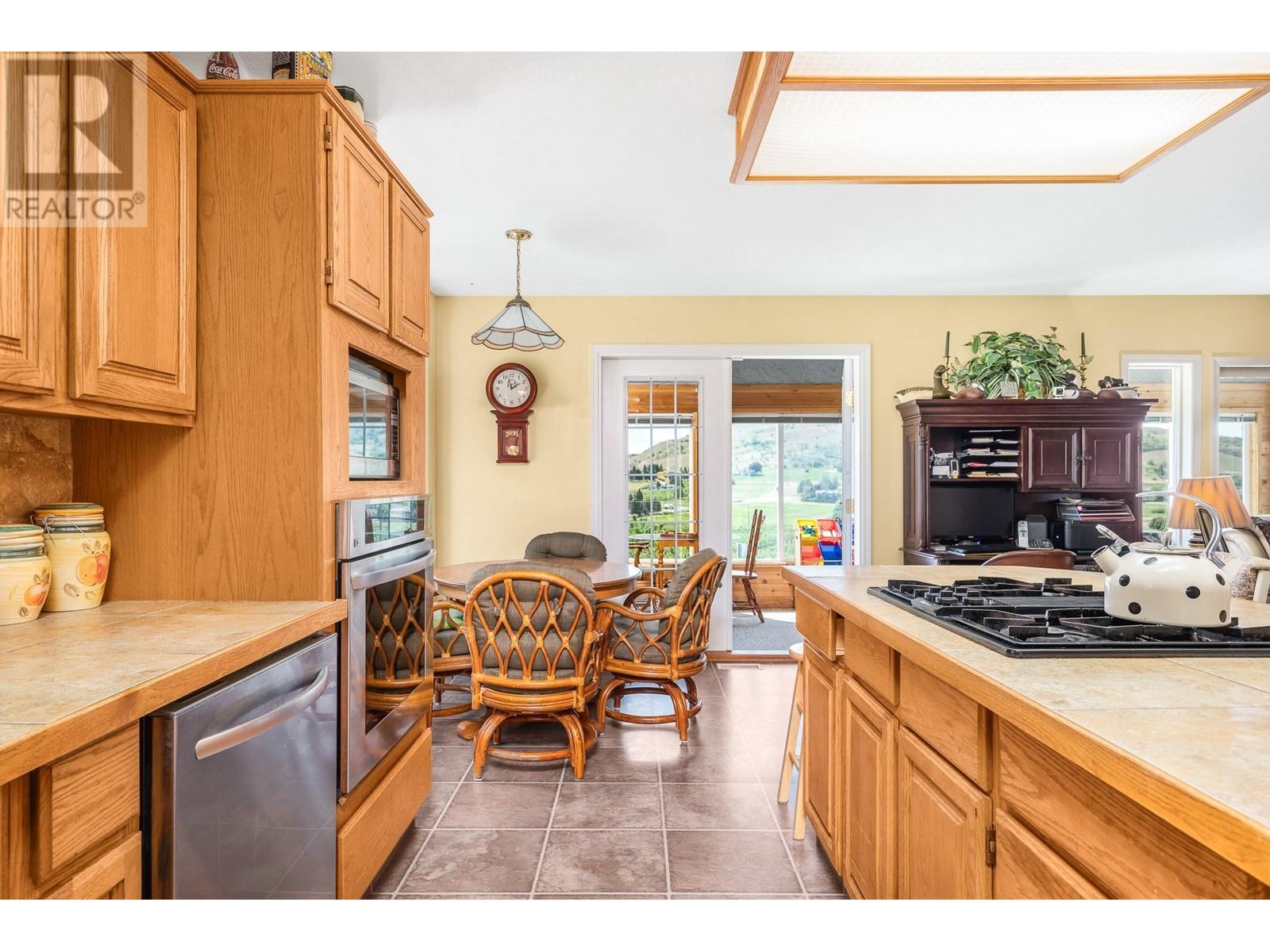 9802 Buchanan Road, Coldstream, British Columbia  V1B 3B6 - Photo 26 - 10343017