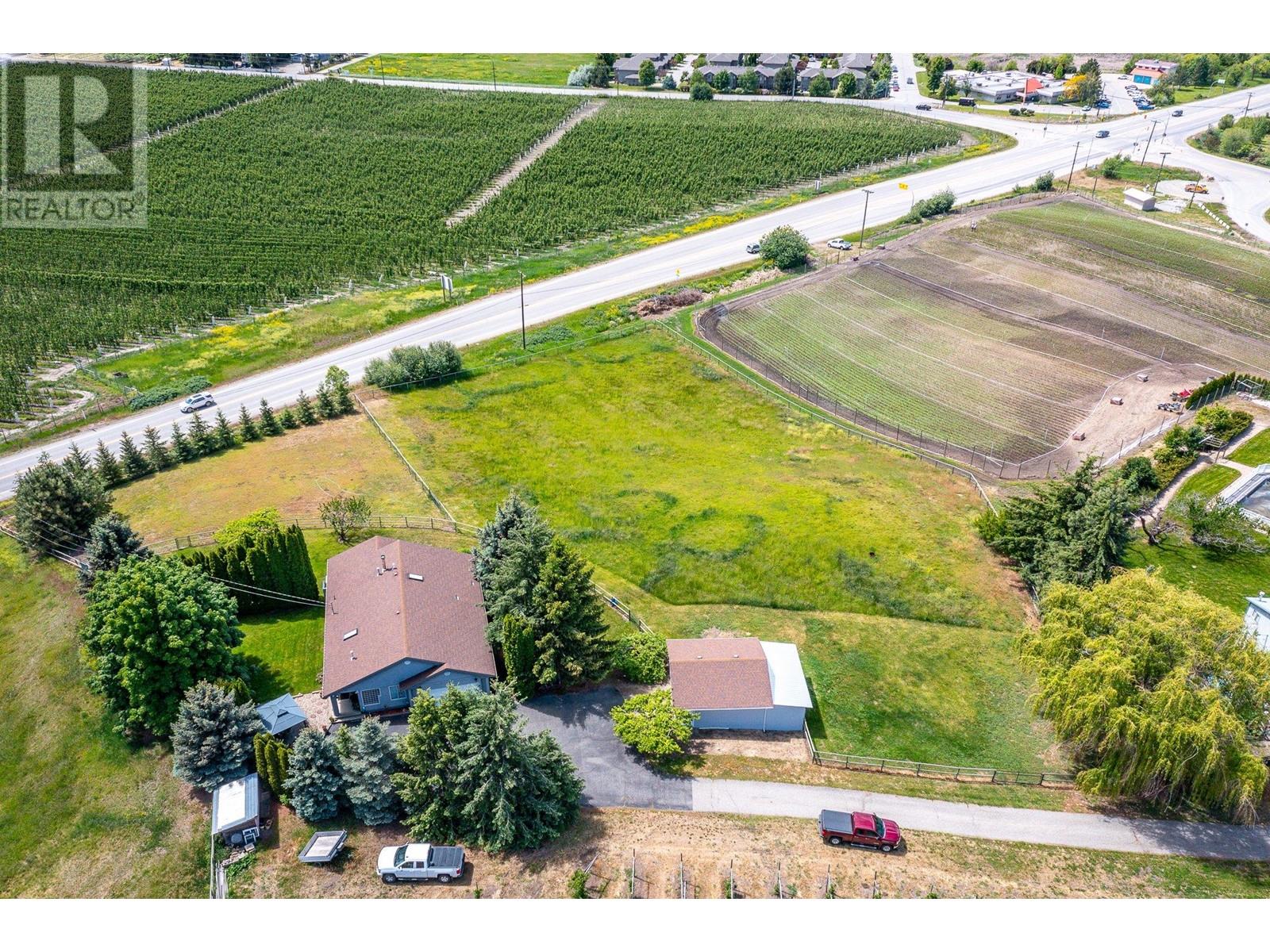 9802 Buchanan Road, Coldstream, British Columbia  V1B 3B6 - Photo 2 - 10343017