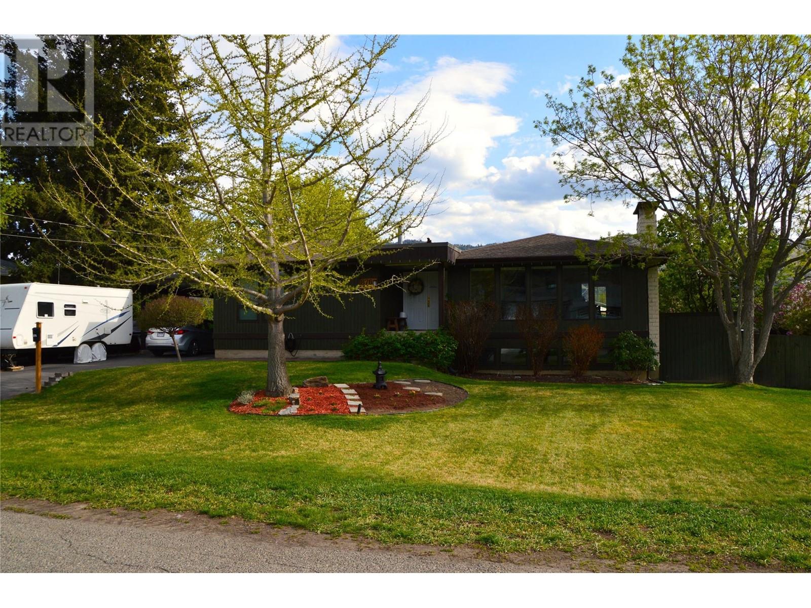 876 SHELAN Place, Kamloops, BC V2B5T4