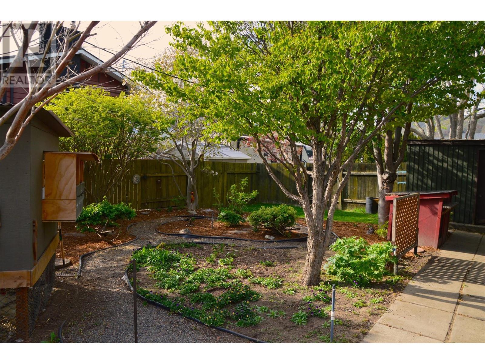 876 SHELAN Place, Kamloops, BC V2B5T4
