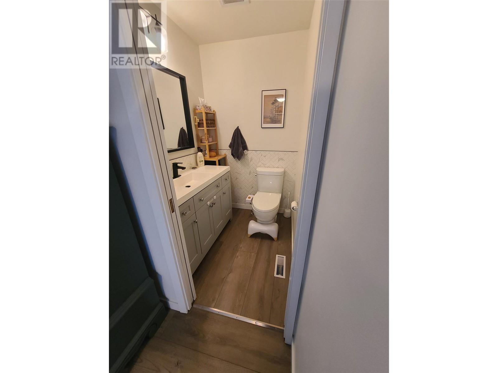 876 SHELAN Place, Kamloops, BC V2B5T4
