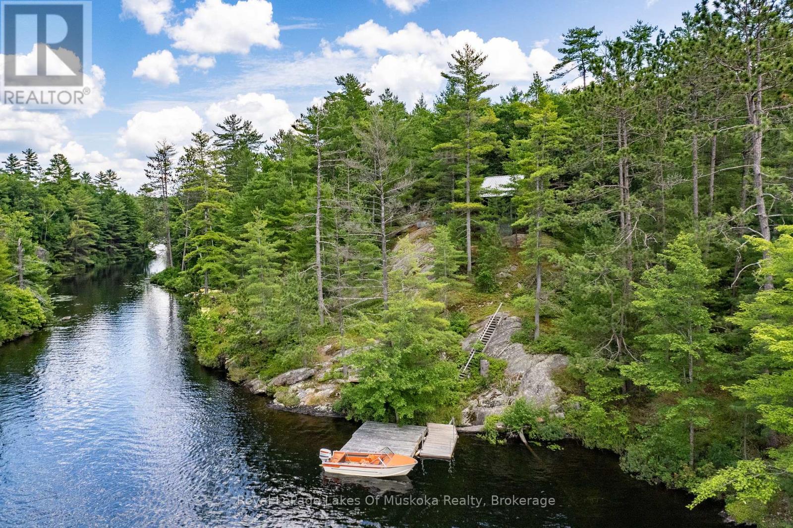 998 Gull Lake, Gravenhurst, Ontario  P1P 1V5 - Photo 15 - X12120010