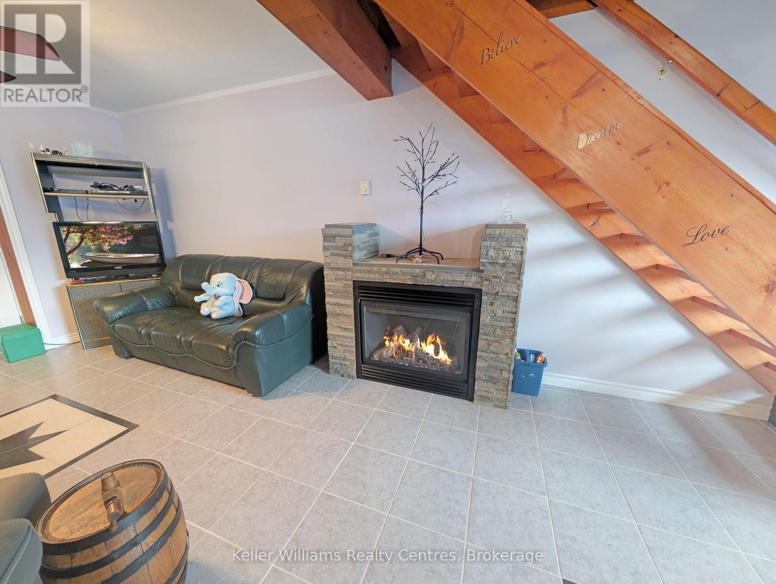 313238 Highway 6 Highway, West Grey, Ontario  N0G 1R0 - Photo 12 - X12120048