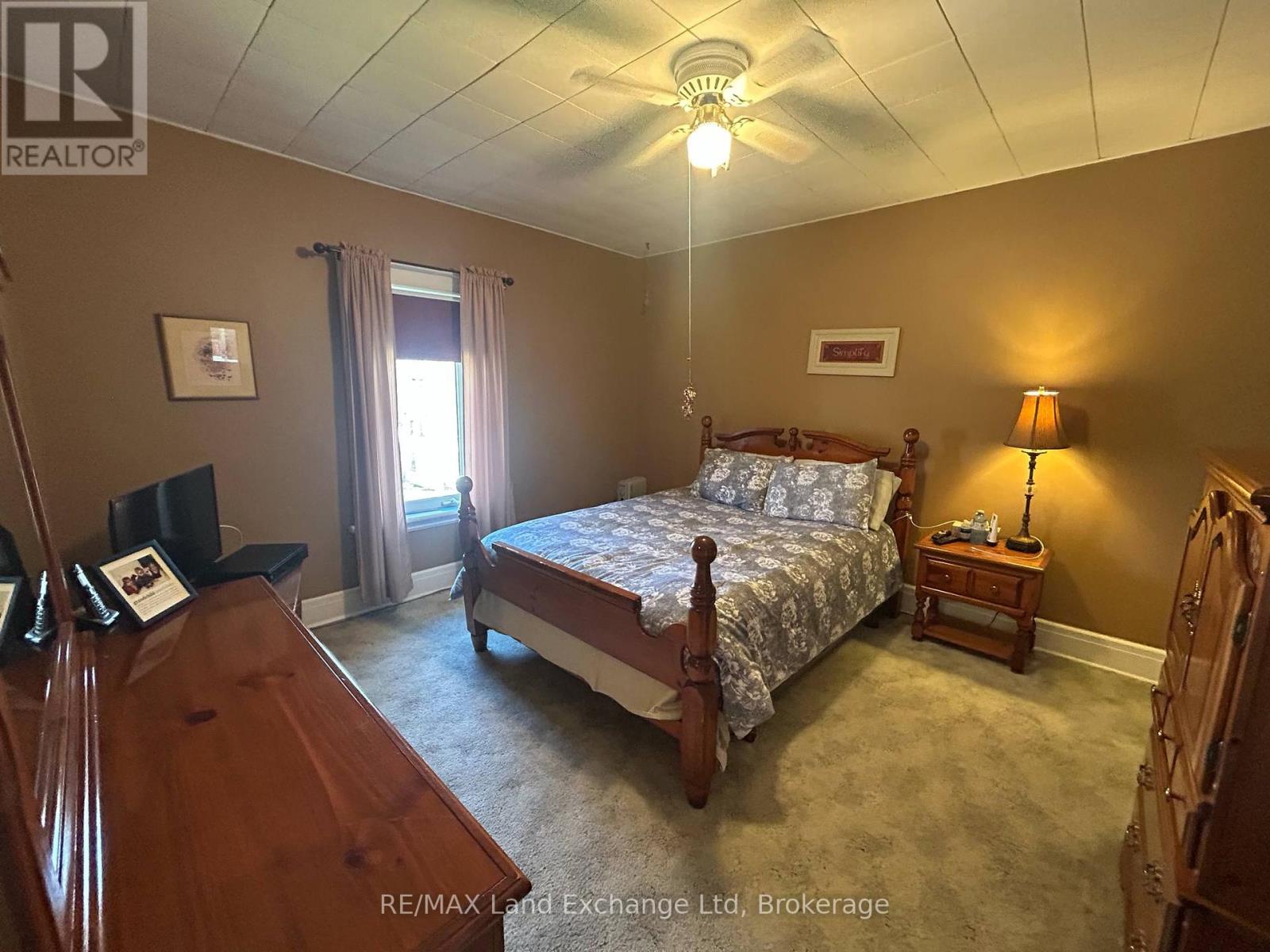327 Frances Street, North Huron, Ontario  N0G 2W0 - Photo 21 - X12120060