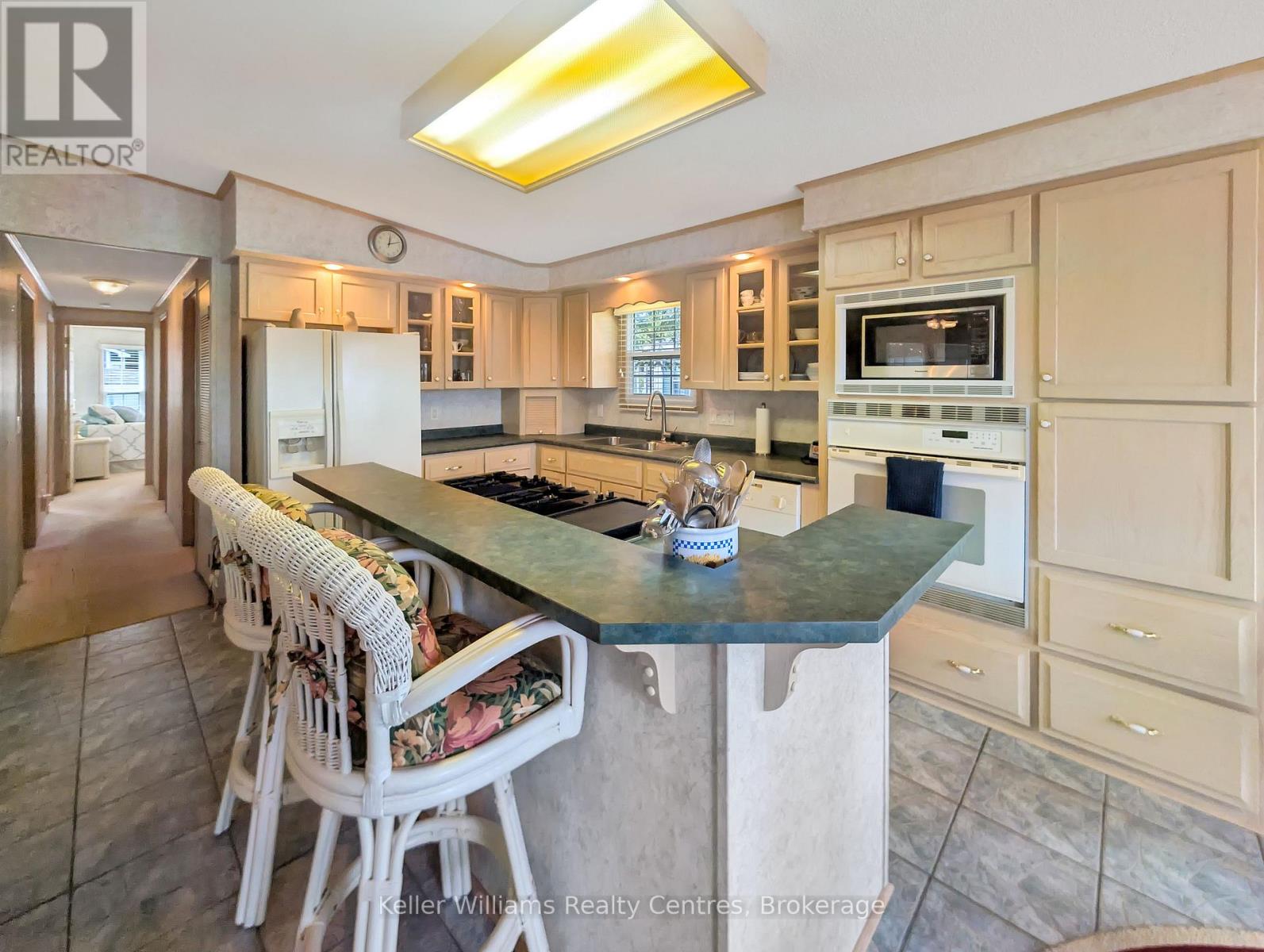 Pr6 - 13 Southline Avenue, Huron-Kinloss, Ontario  N2Z 2X5 - Photo 10 - X12120103
