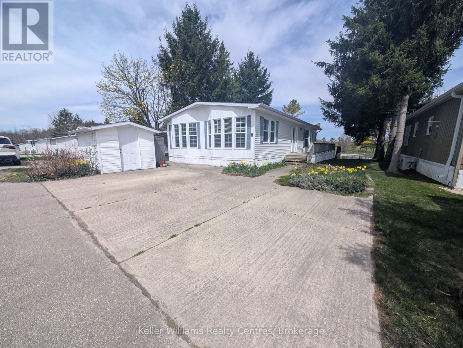 Pr6 - 13 Southline Avenue, Huron-Kinloss, Ontario  N2Z 2X5 - Photo 5 - X12120103