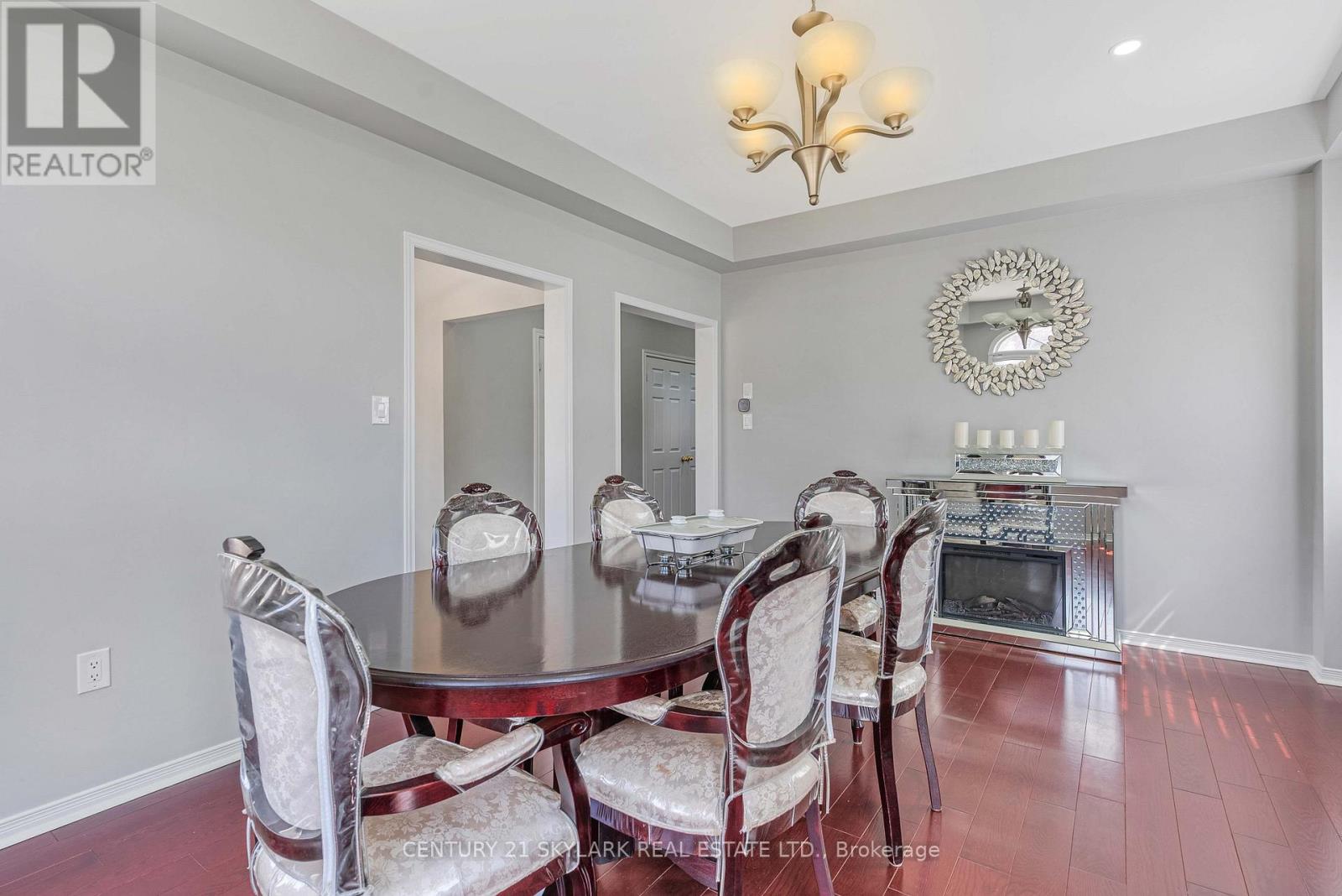13 Ledgerock Road, Brampton, Ontario  L6P 2L8 - Photo 7 - W12103014
