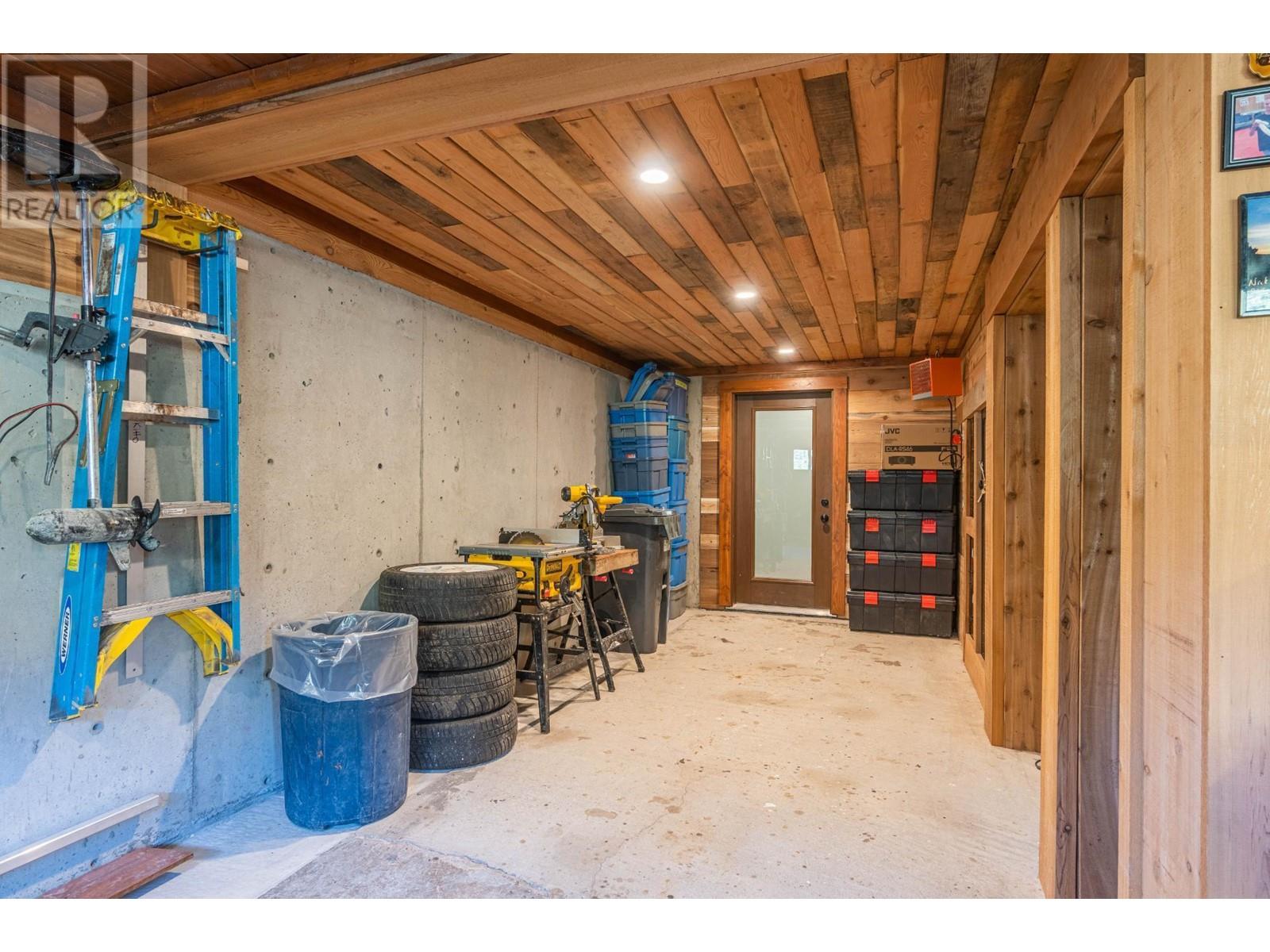 1844 Paul Lake Road, Kamloops, British Columbia  V2H 1N9 - Photo 42 - 10335417