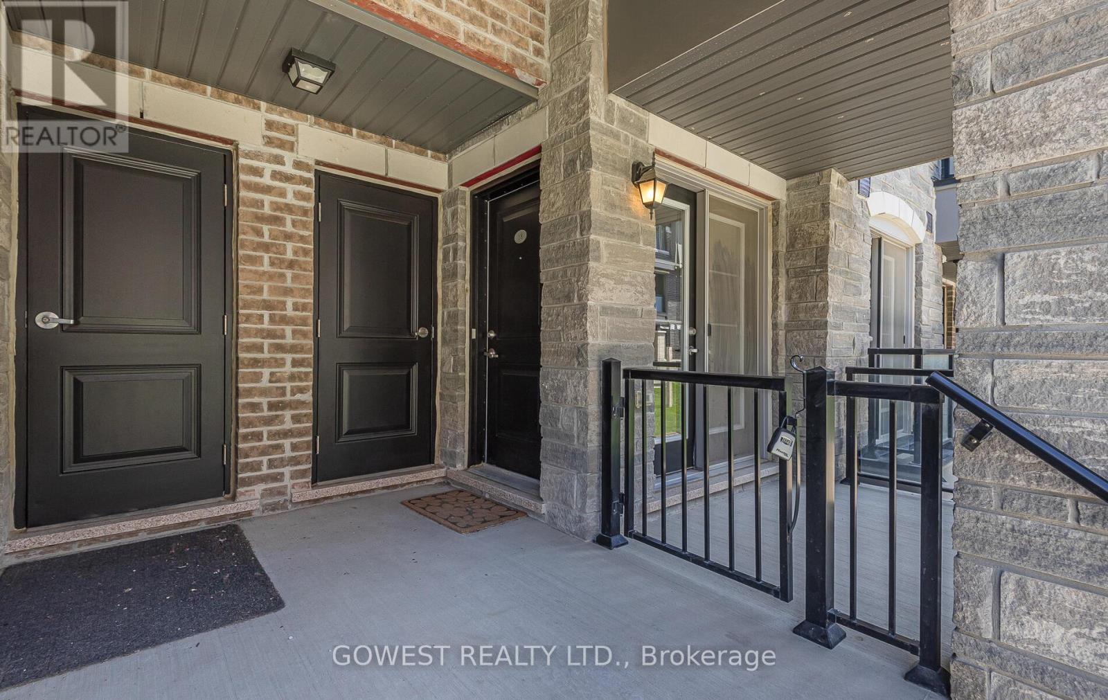Property at 18 - 200 VETERANS DRIVE image 3