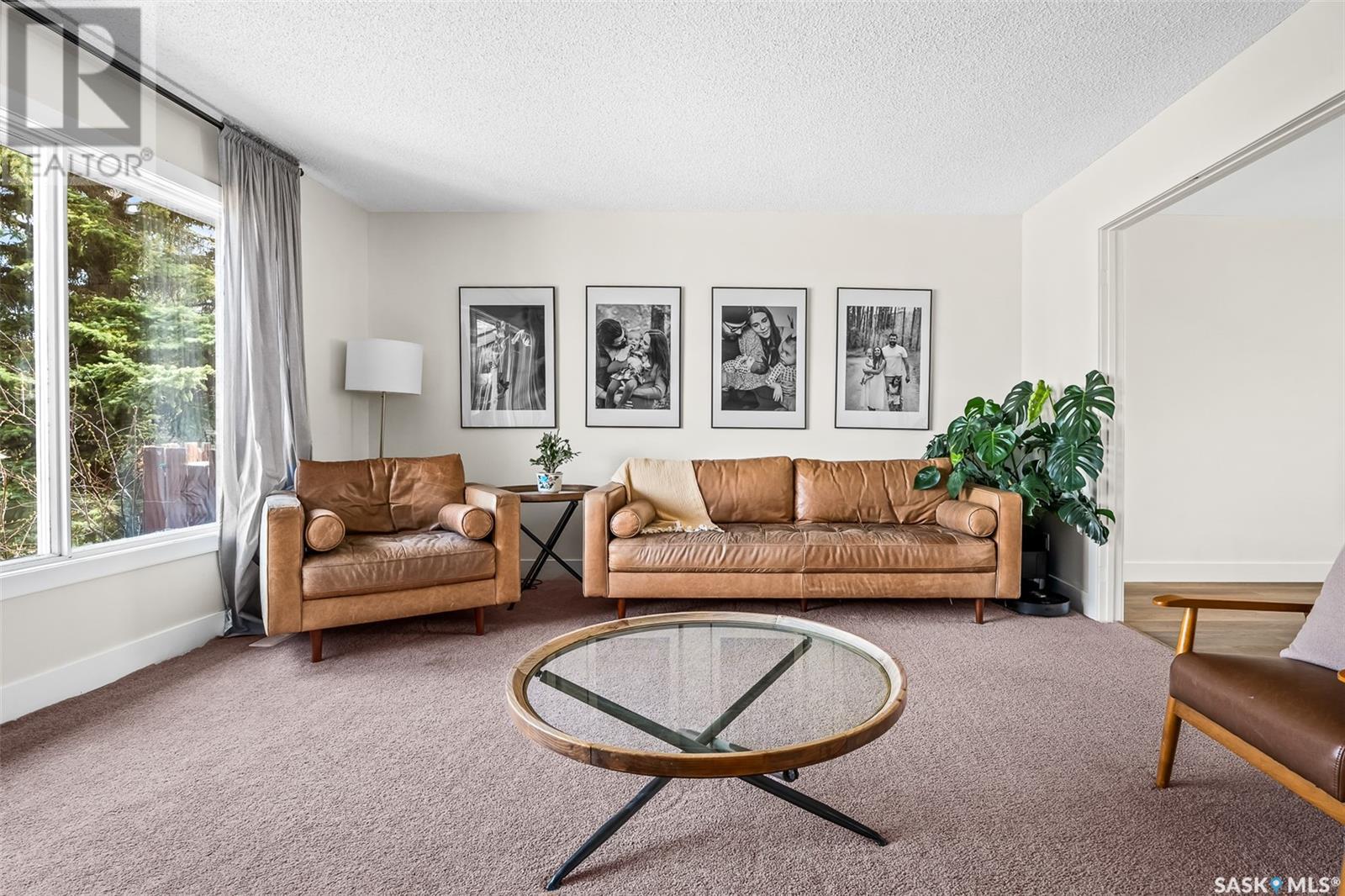 Property at 1615 Botting BAY image 4