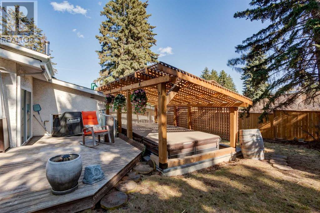 8003 33 Avenue Nw, Calgary, Alberta  T3B 1L5 - Photo 39 - A2212474