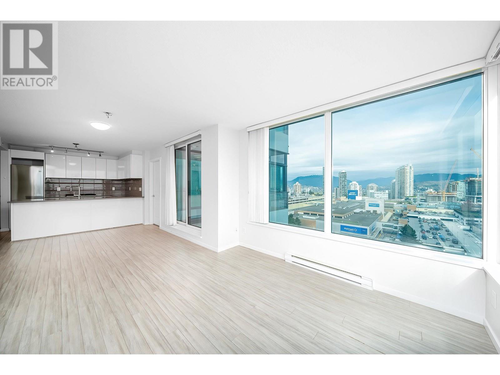 Listing Picture 10 of 35 : 1809 6658 DOW AVENUE, Burnaby / 本拿比 - 魯藝地產 Yvonne Lu Group - MLS Medallion Club Member