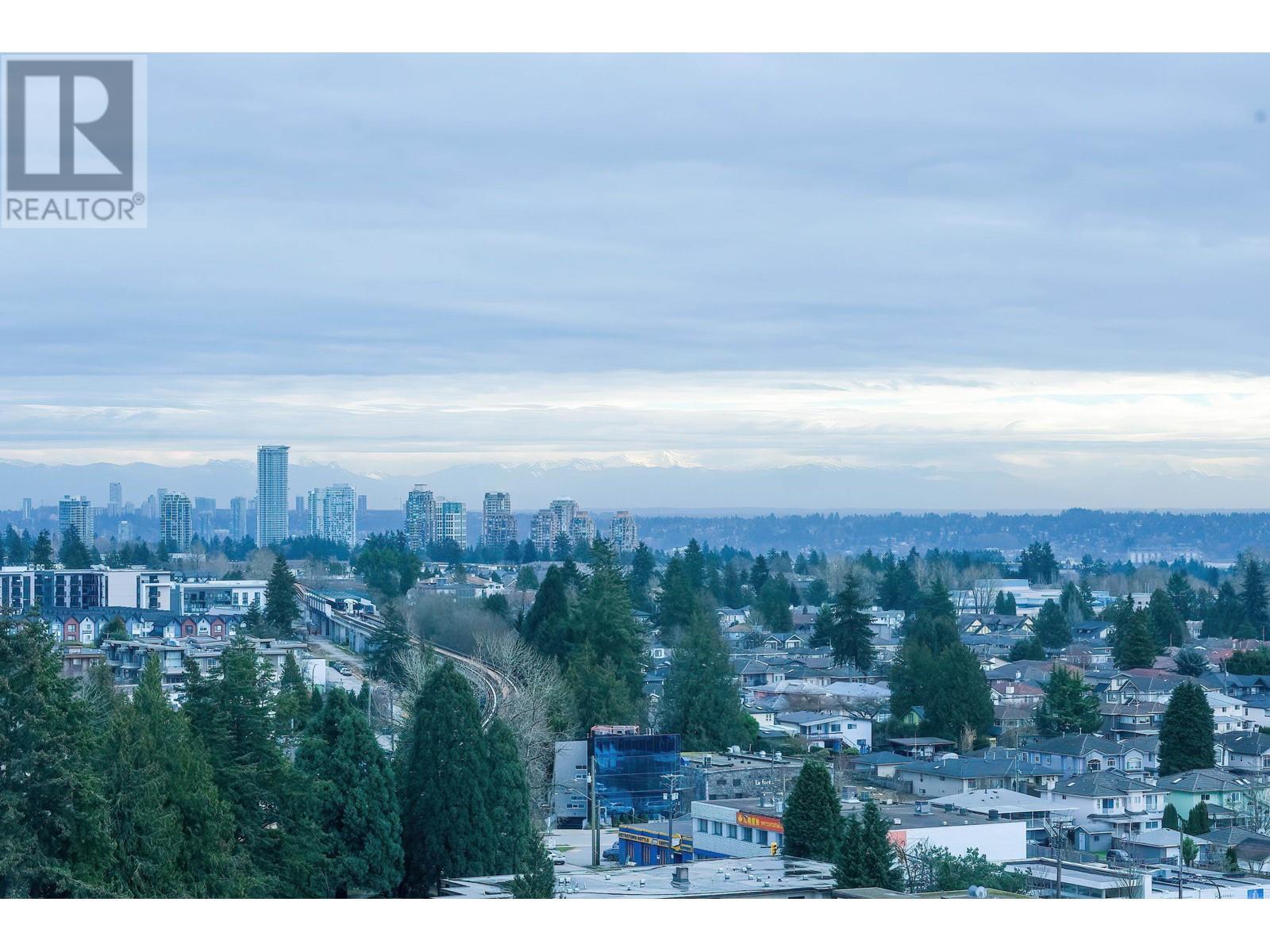 Listing Picture 32 of 35 : 1809 6658 DOW AVENUE, Burnaby / 本拿比 - 魯藝地產 Yvonne Lu Group - MLS Medallion Club Member