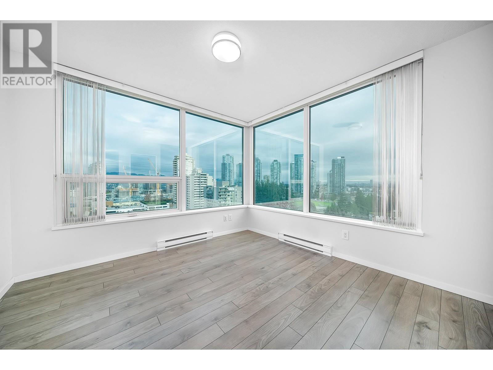 Listing Picture 16 of 35 : 1809 6658 DOW AVENUE, Burnaby / 本拿比 - 魯藝地產 Yvonne Lu Group - MLS Medallion Club Member