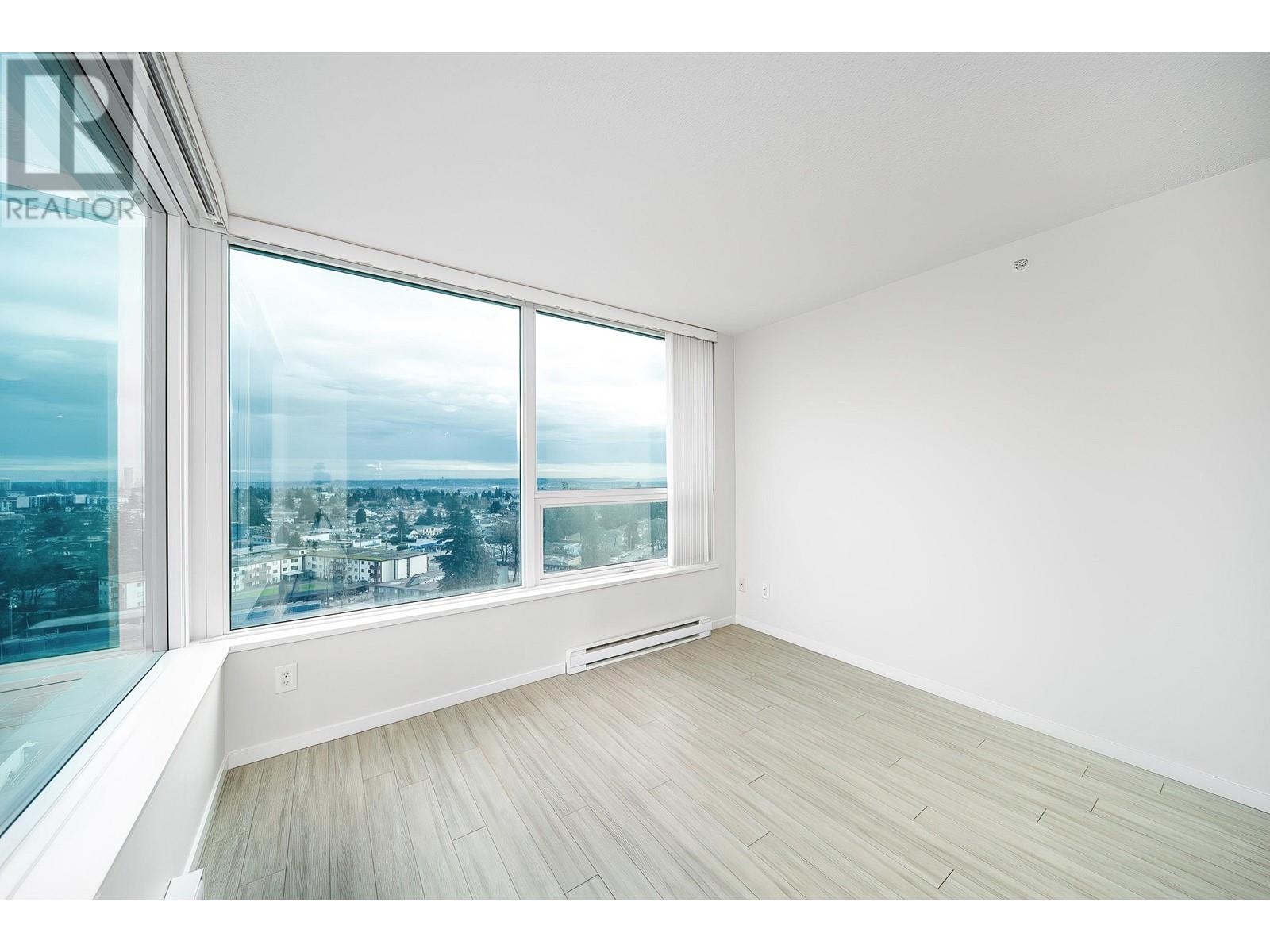 Listing Picture 21 of 35 : 1809 6658 DOW AVENUE, Burnaby / 本拿比 - 魯藝地產 Yvonne Lu Group - MLS Medallion Club Member