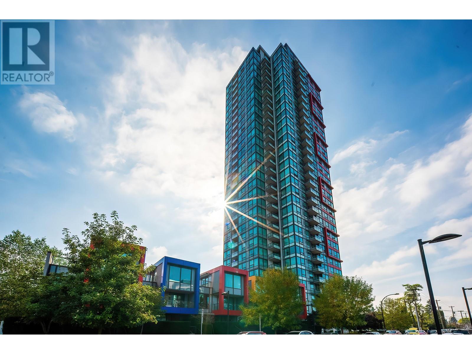 Listing Picture 30 of 35 : 1809 6658 DOW AVENUE, Burnaby / 本拿比 - 魯藝地產 Yvonne Lu Group - MLS Medallion Club Member