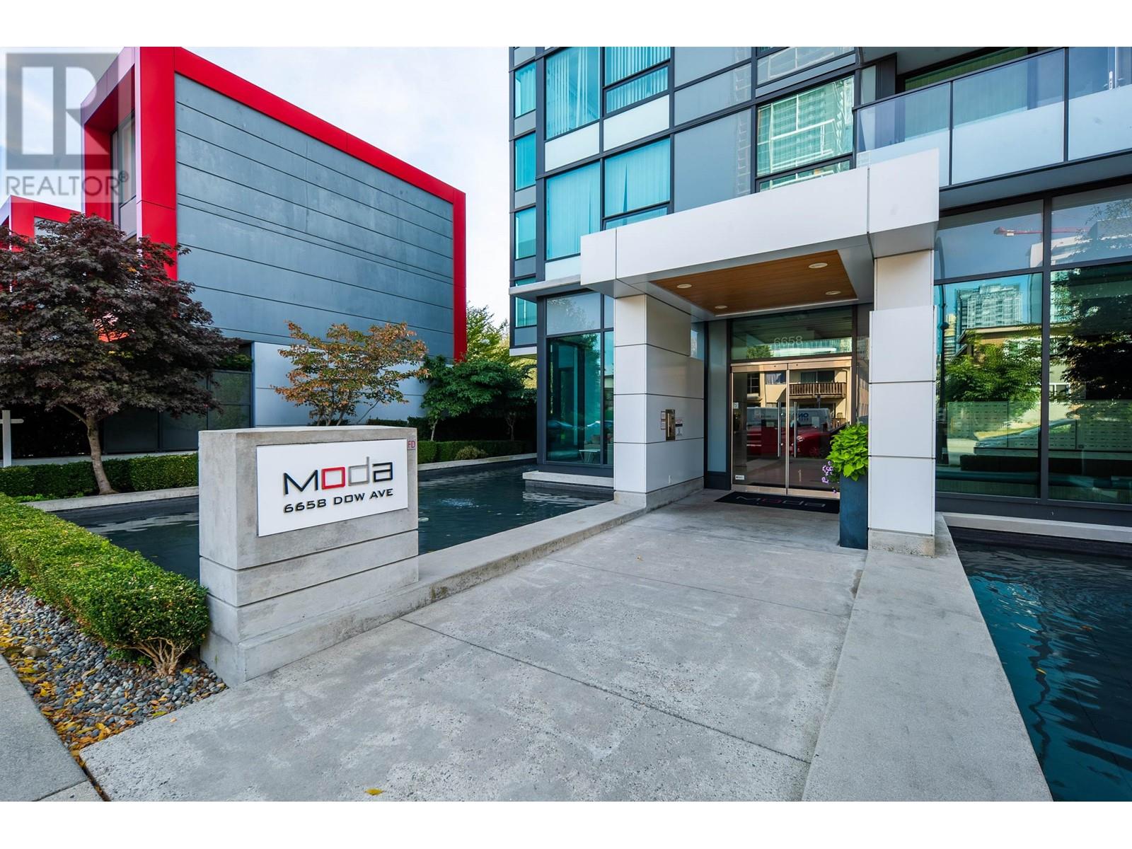 Listing Picture 28 of 35 : 1809 6658 DOW AVENUE, Burnaby / 本拿比 - 魯藝地產 Yvonne Lu Group - MLS Medallion Club Member