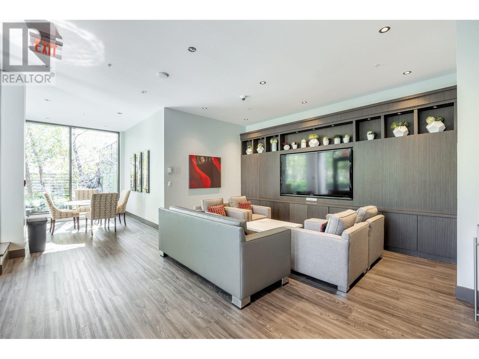 Listing Picture 26 of 35 : 1809 6658 DOW AVENUE, Burnaby / 本拿比 - 魯藝地產 Yvonne Lu Group - MLS Medallion Club Member