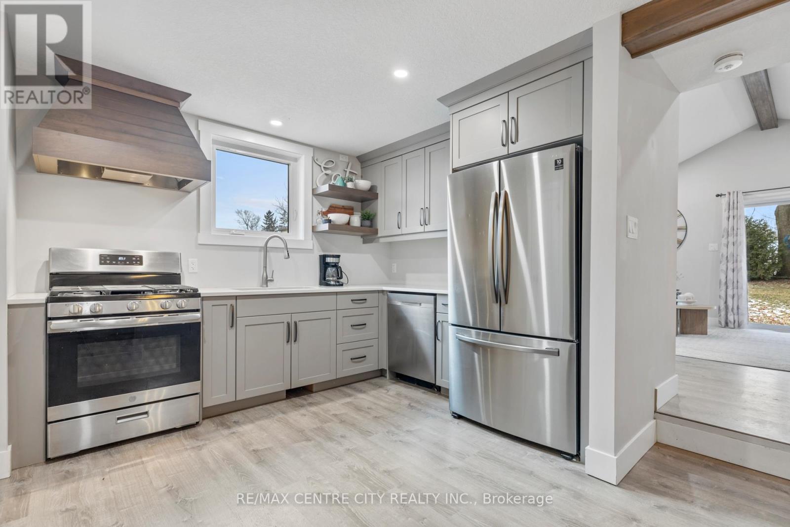 7957 Argyle Street, Southwold, Ontario  N0L 1K0 - Photo 7 - X11952151