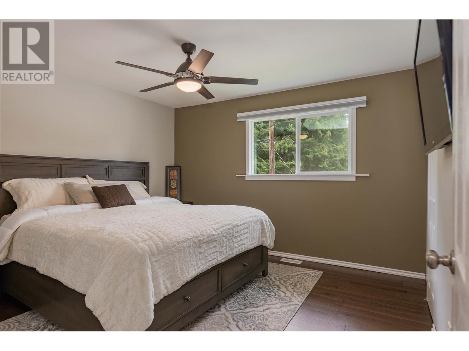 2312 11th Avenue, Castlegar, British Columbia  V1N 3A6 - Photo 25 - 10346069