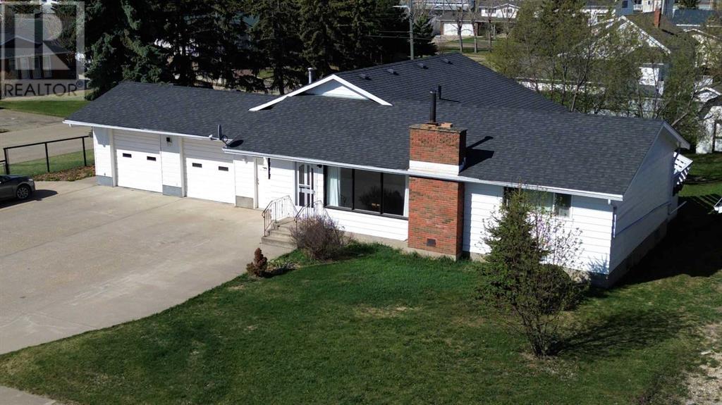 Property at 5204 48 Street image 1