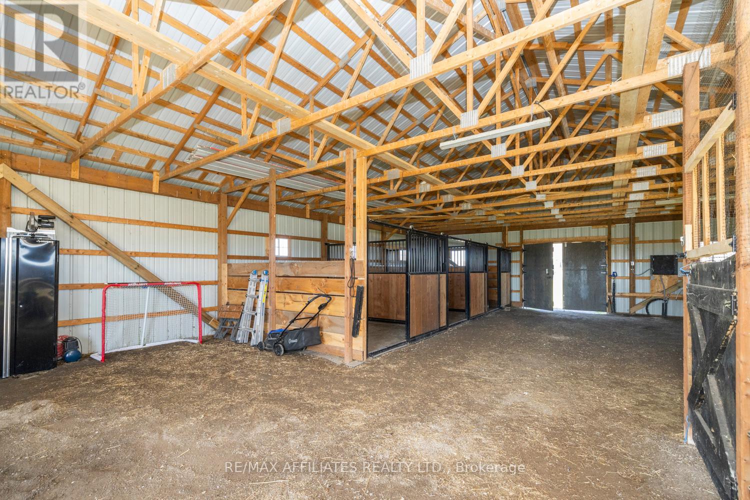 295 Upper Dwyer Hill Road, Ottawa, Ontario  K0A 1B0 - Photo 11 - X12120281