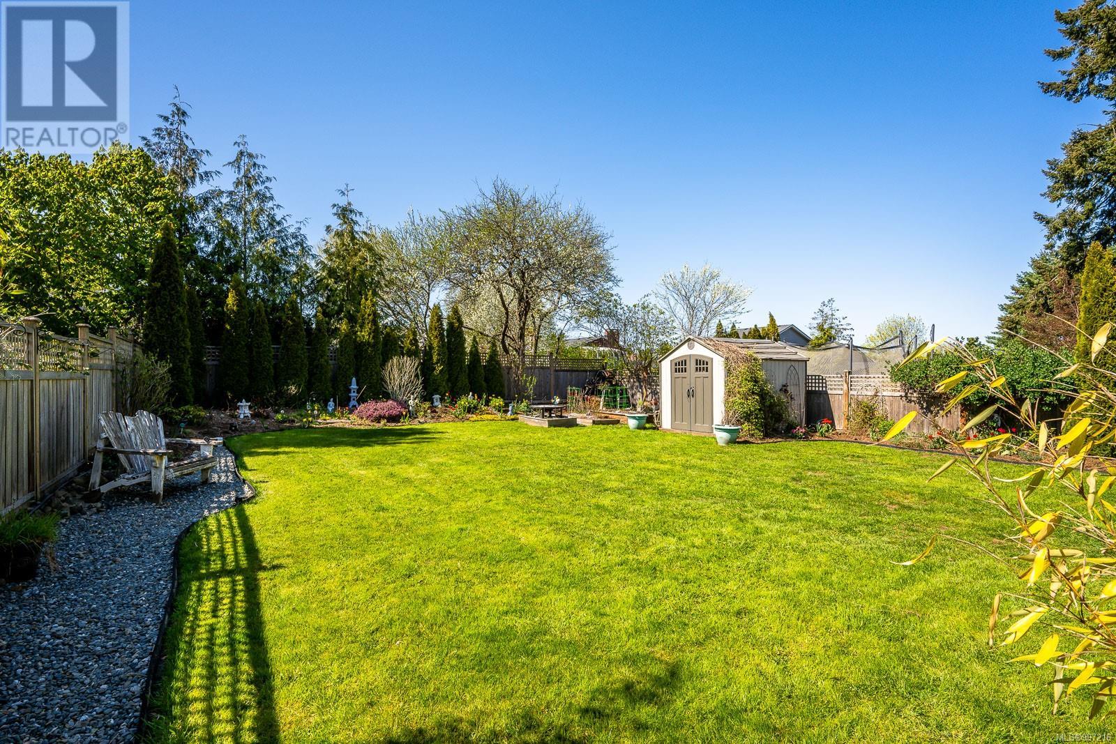 3886 Royston Rd, Courtenay, British Columbia  V0R 2V0 - Photo 38 - 997216