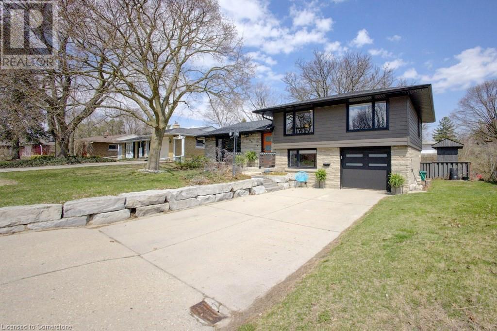 Property at 74 MARGARET Avenue N image 2