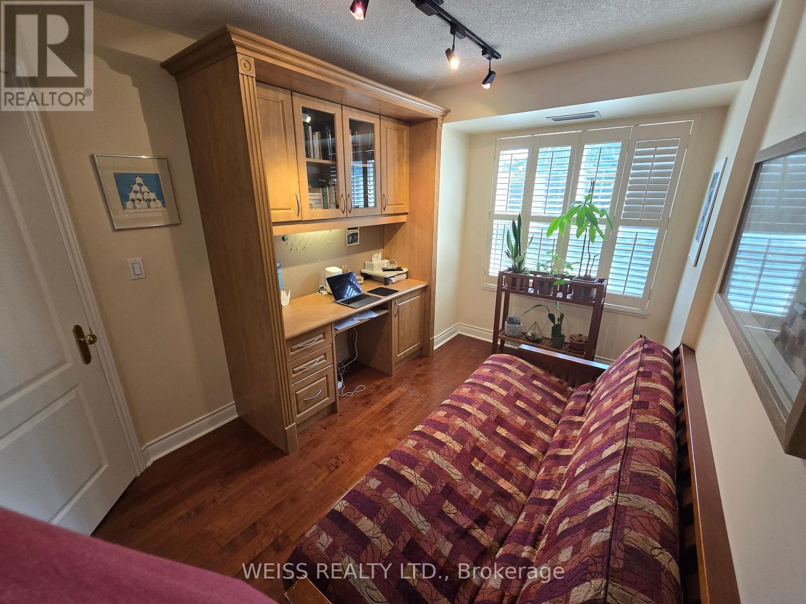 404 - 800 Spadina Road, Toronto, Ontario  M5P 3N2 - Photo 19 - C12120107