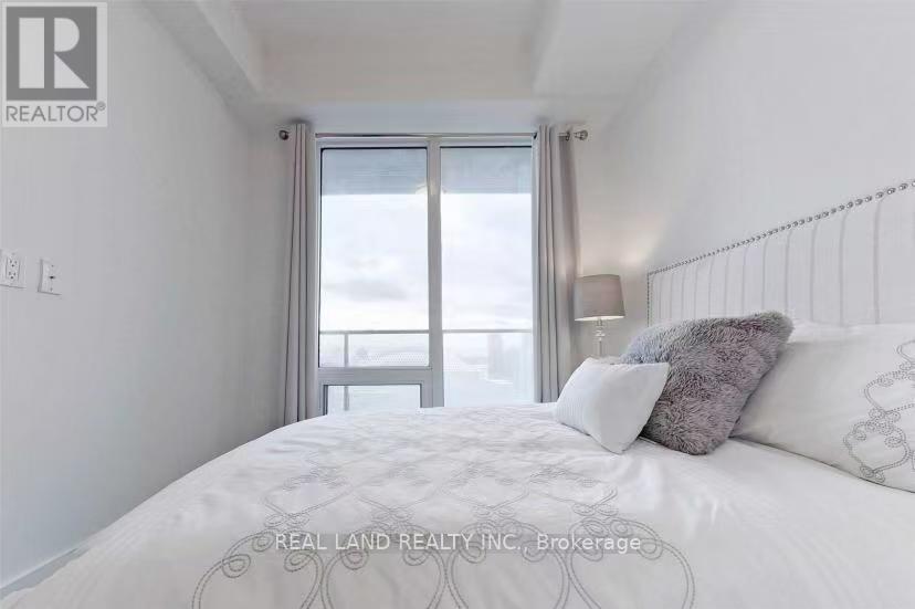 2811 - 125 Blue Jays Way, Toronto, Ontario  M5V 0N5 - Photo 7 - C12120123