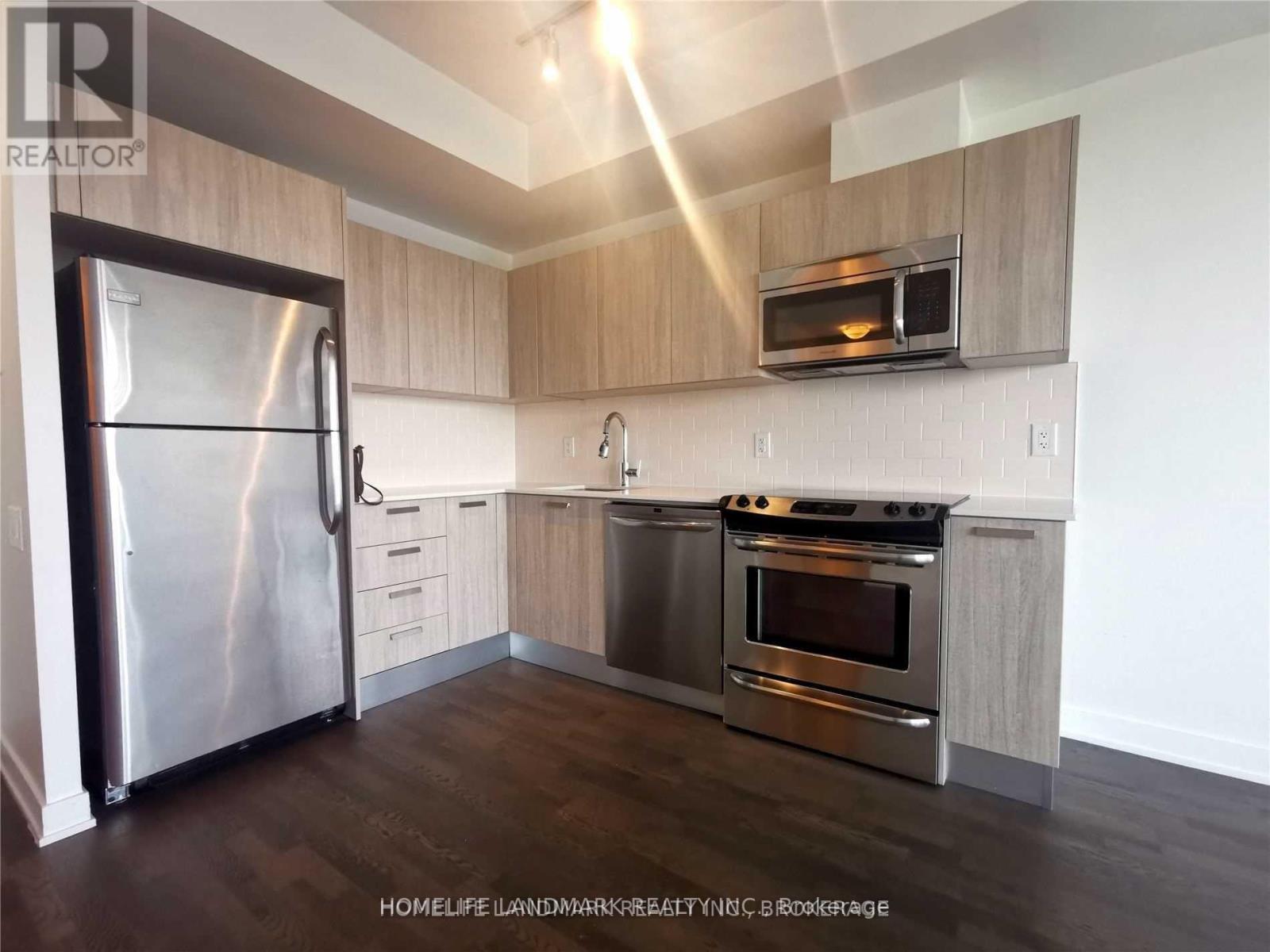 1703 - 1815 Yonge Street, Toronto (Mount Pleasant West), Ontario  M4T 2A4 - Photo 2 - C12120150