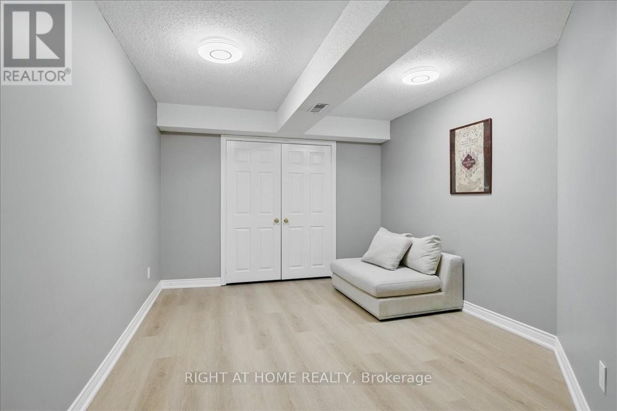 842 Primrose Court, Pickering, Ontario  L1X 2S7 - Photo 35 - E12102378