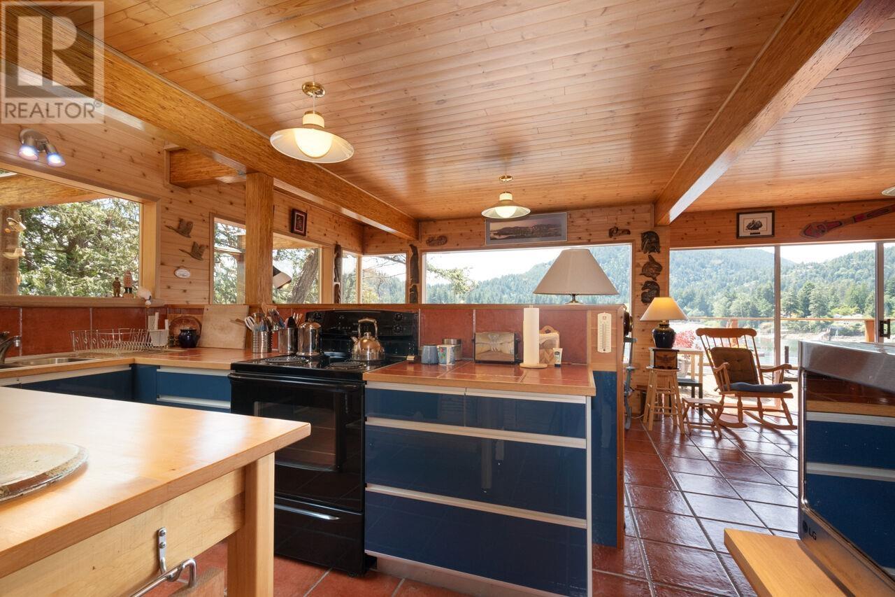 345 David Road, Bowen Island, British Columbia  V0N 1G1 - Photo 13 - R2997382