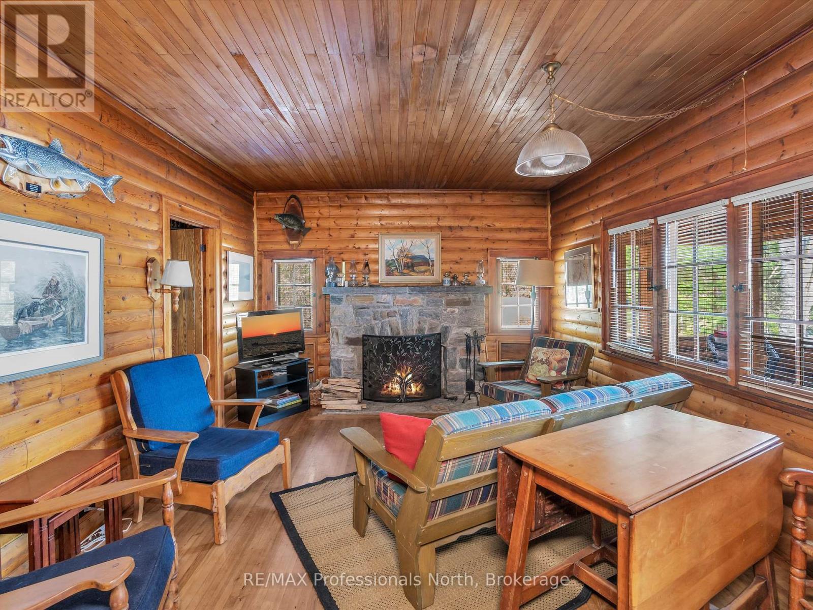 3 - 1411 Billie Bear Road, Lake Of Bays, Ontario  P1H 2J6 - Photo 12 - X12120247