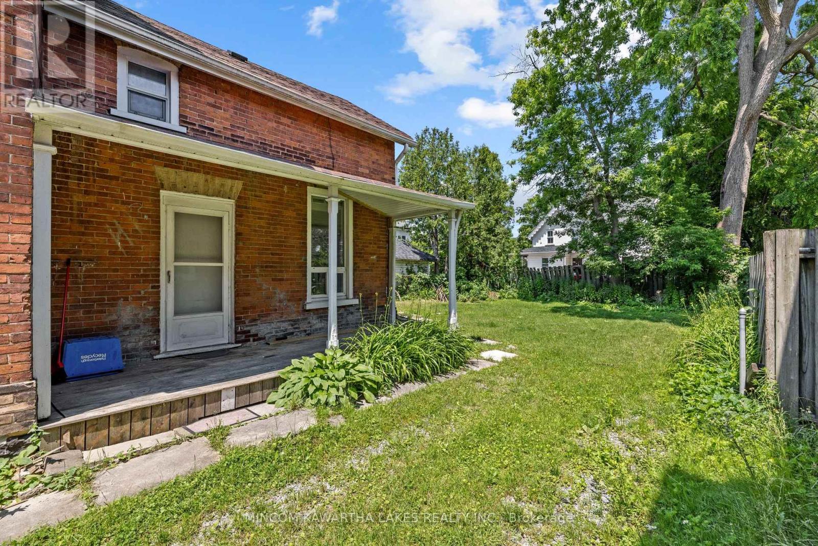 270 Sherbrooke Street, Peterborough Central, Ontario  K9J 2N6 - Photo 31 - X12120230