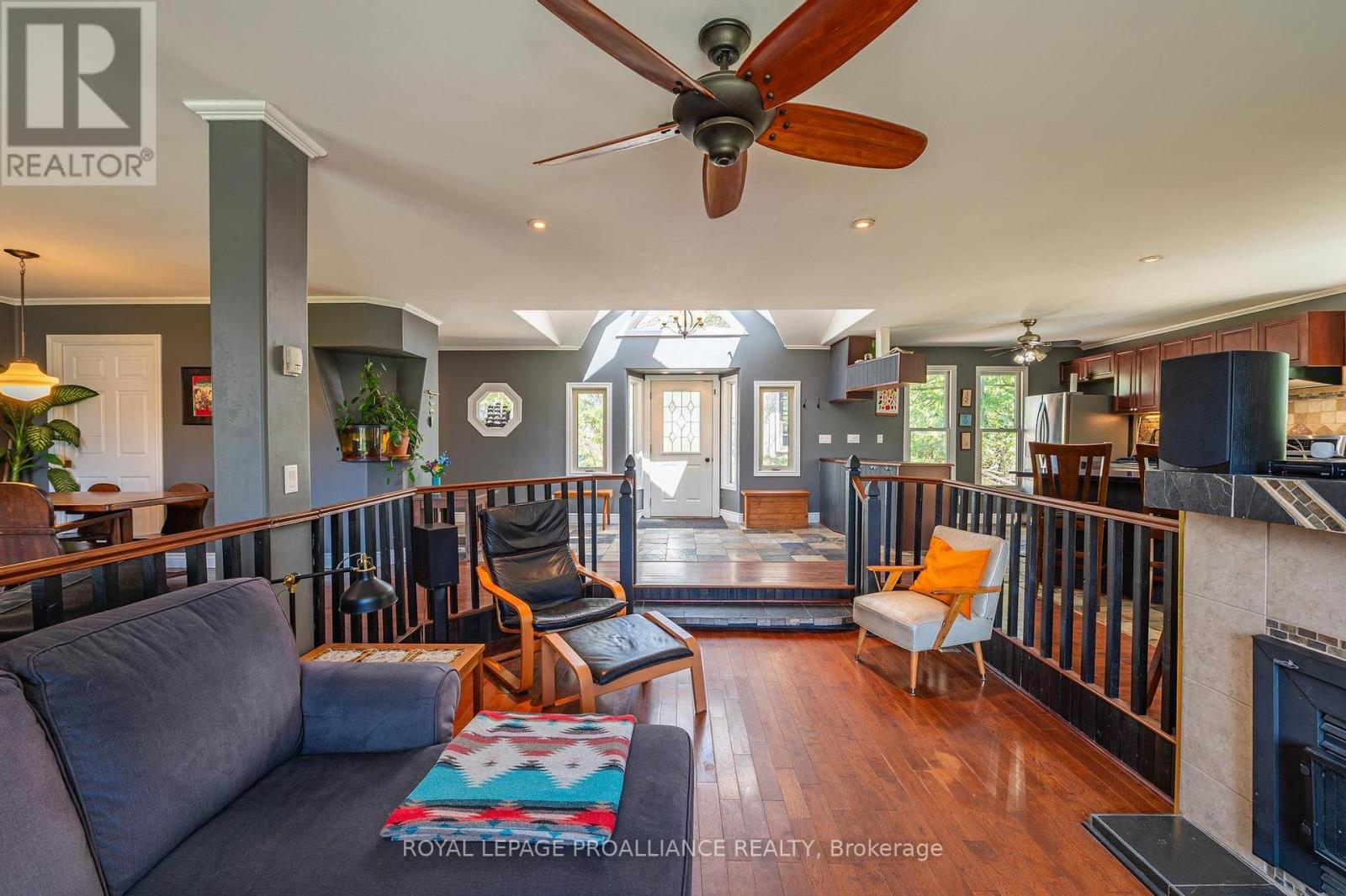 280 Presqu'ile Parkway, Brighton, Ontario  K0K 1H0 - Photo 4 - X12120253