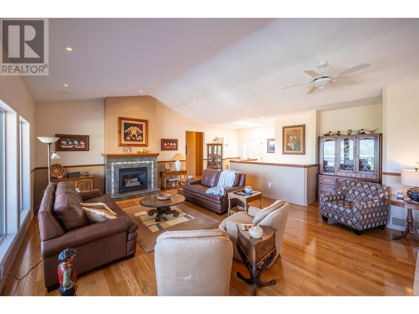 11909 Olympic View Drive, Osoyoos, British Columbia  V0H 1V4 - Photo 7 - 10345966