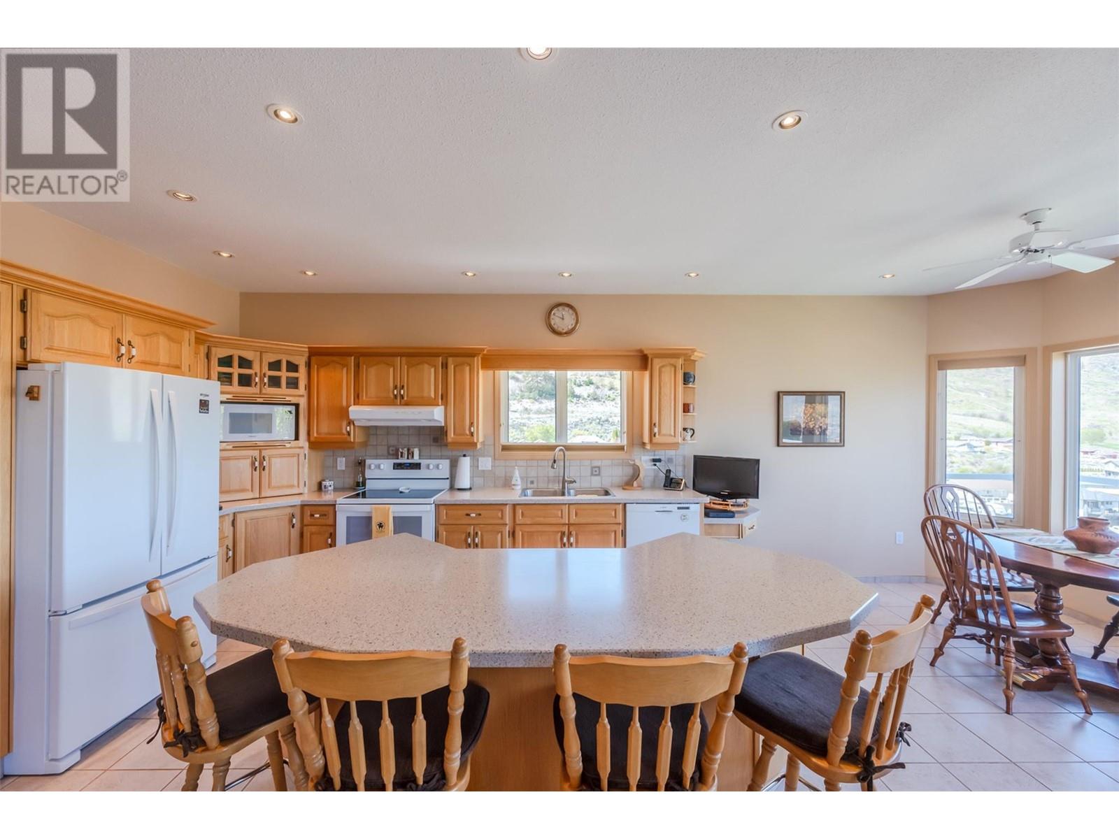 11909 Olympic View Drive, Osoyoos, British Columbia  V0H 1V4 - Photo 12 - 10345966