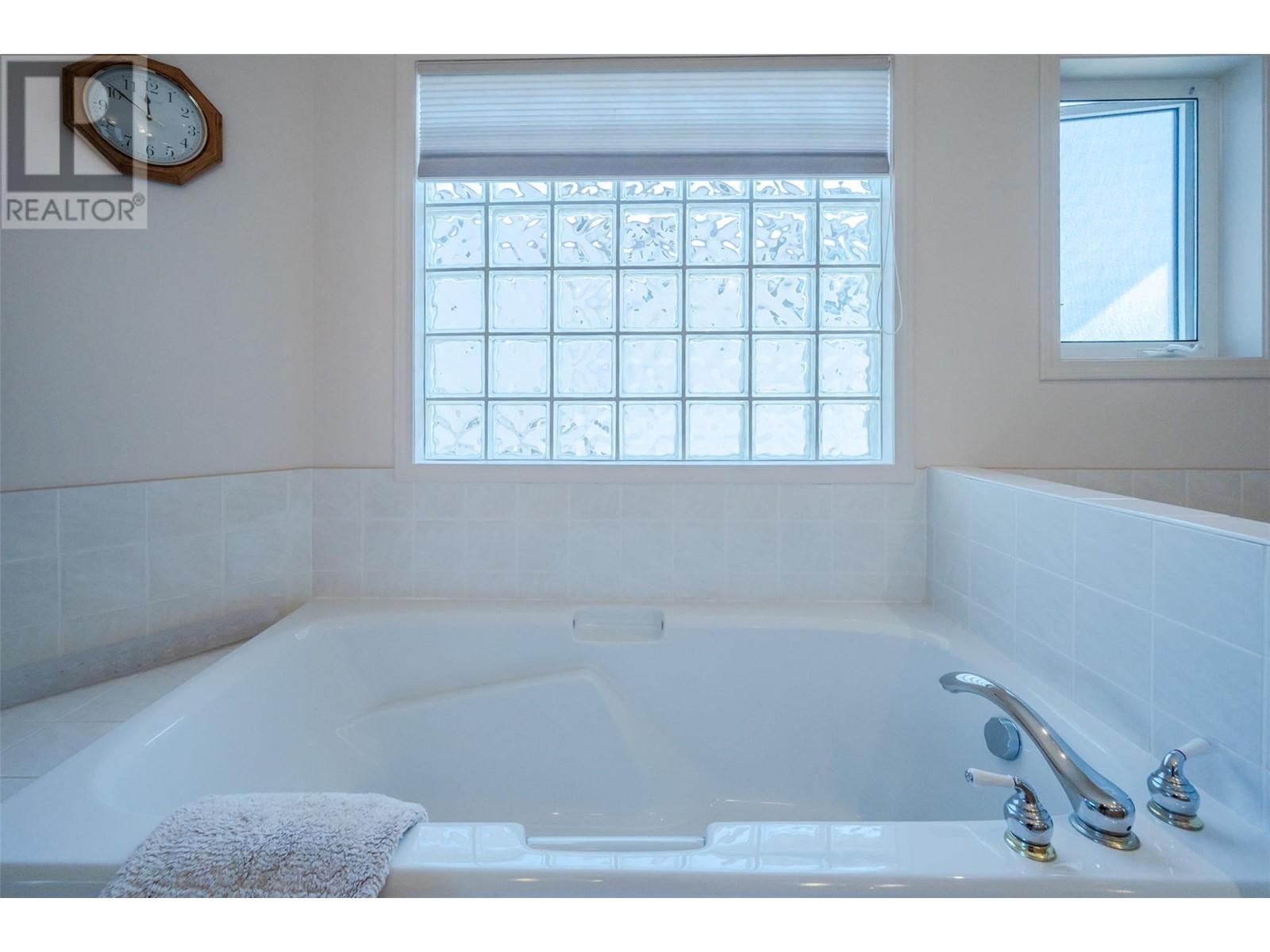 11909 Olympic View Drive, Osoyoos, British Columbia  V0H 1V4 - Photo 38 - 10345966