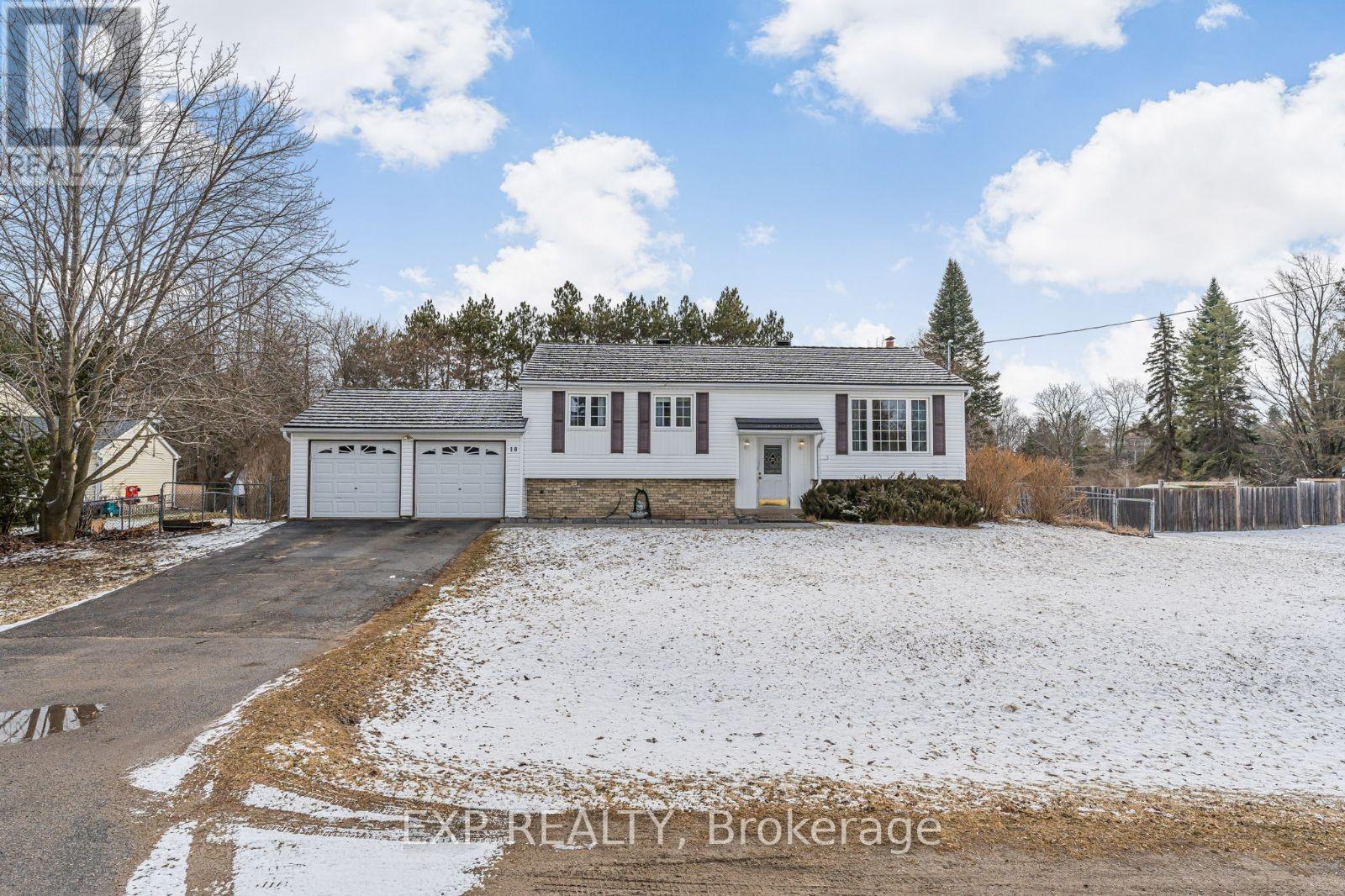 18 PRINCESS DRIVE, Adjala-Tosorontio, Ontario